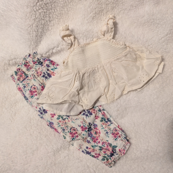 Tommy Bahama Matching Set - Picture 3 of 3